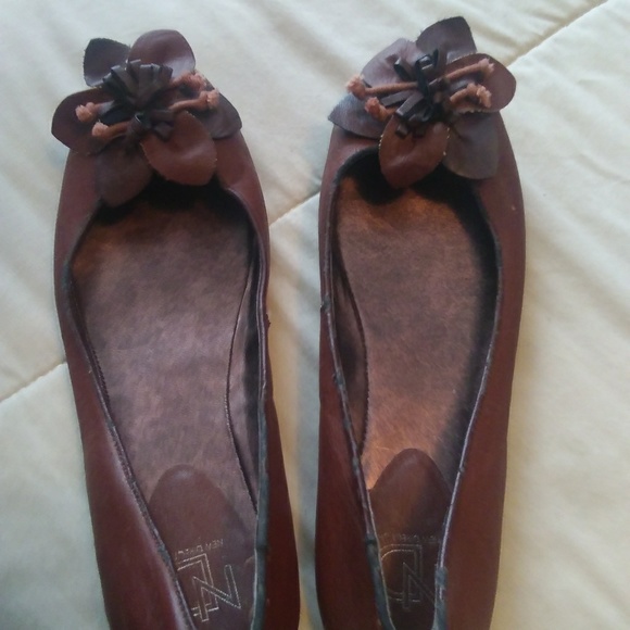 Shoes - Picture 1 of 1